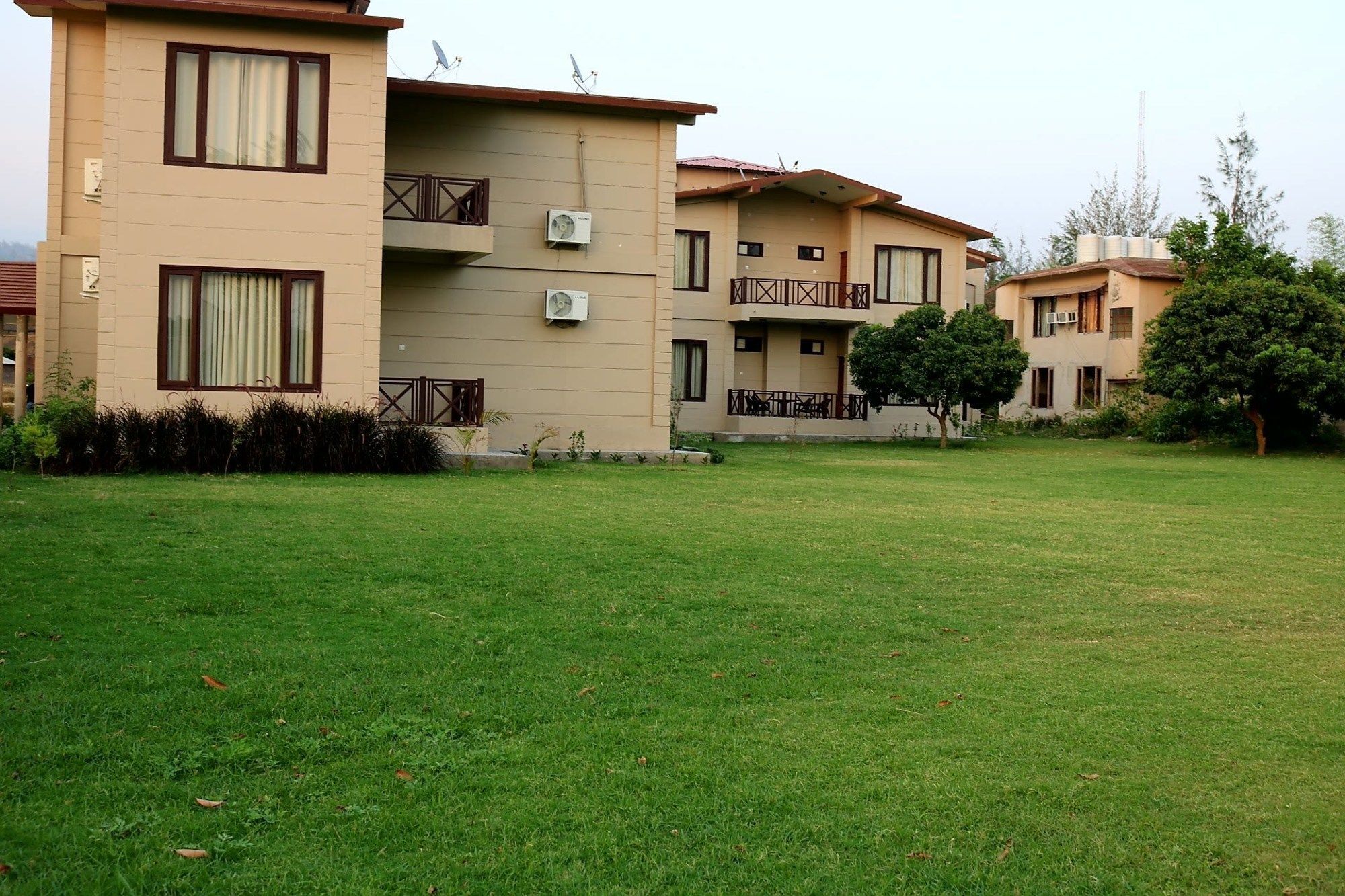 Palette Alaya Resort, Corbett Nainital Exterior photo